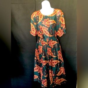 Blouse with terno short.. fit for medium to large.. new without tag..